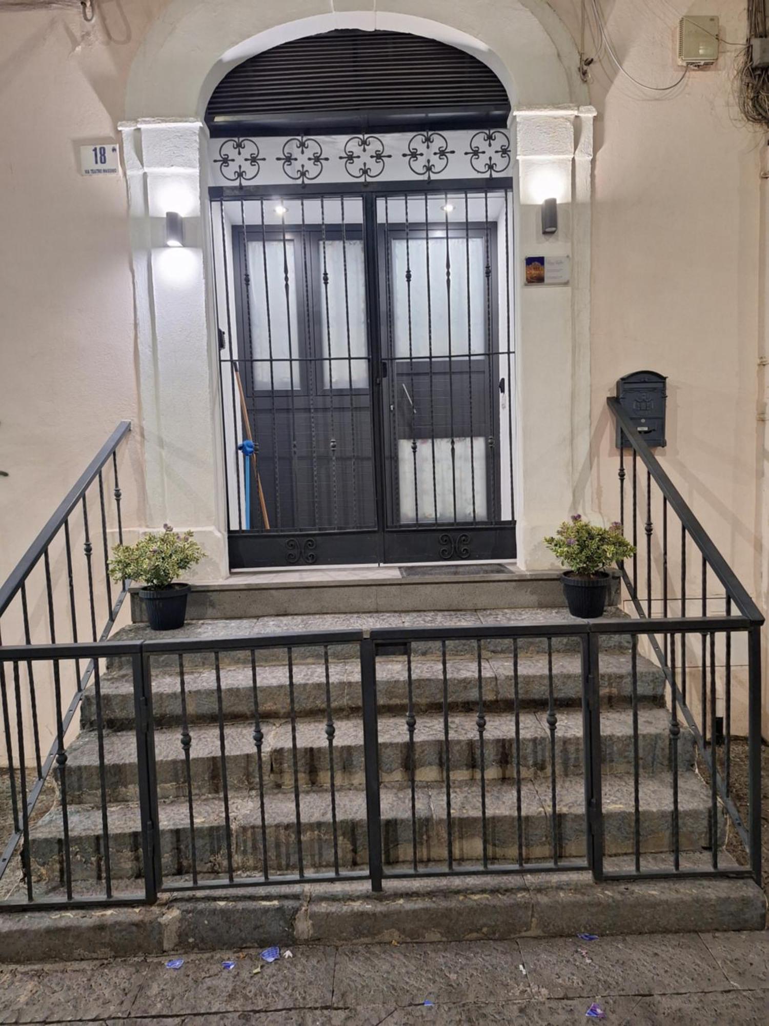 Casa Vacanze Al Teatro Κατάνια Εξωτερικό φωτογραφία