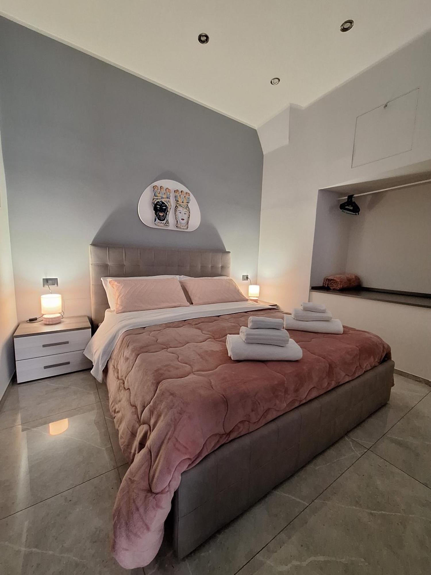 Casa Vacanze Al Teatro Κατάνια Εξωτερικό φωτογραφία